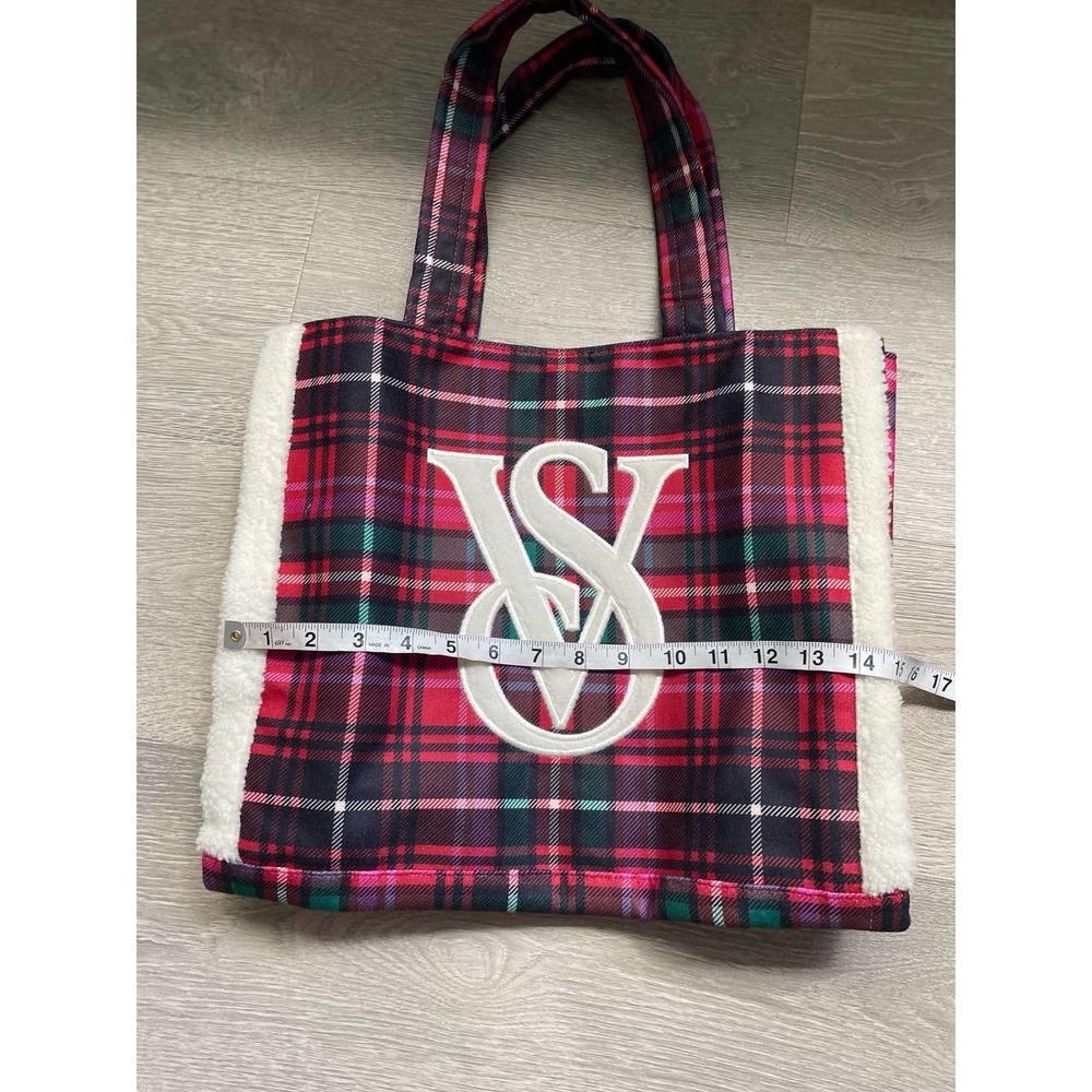 NWOT Victorias Secret Plaid Tote Bag Sherpa Trim - Picture 8 of 10